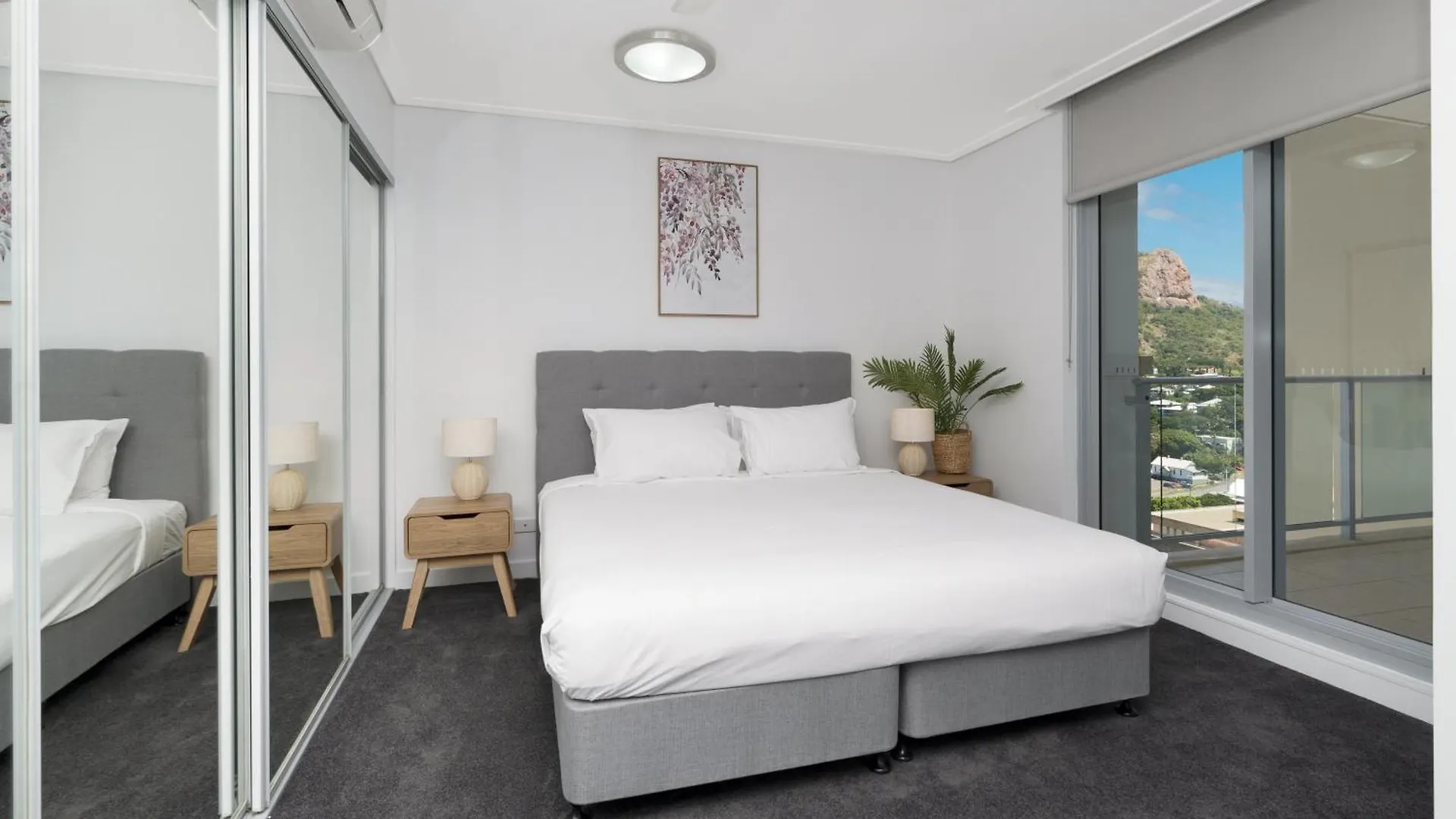 Property Vine - Dalgety Apartments Townsville Aparthotel