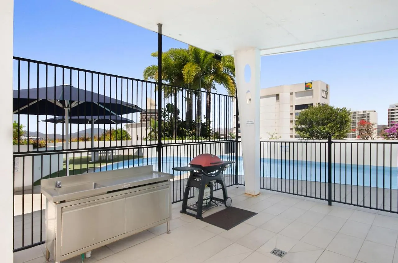 Aparthotel Property Vine - Dalgety Apartments Townsville
