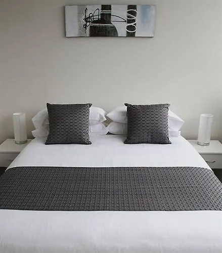 Property Vine - Dalgety Apartments Townsville
