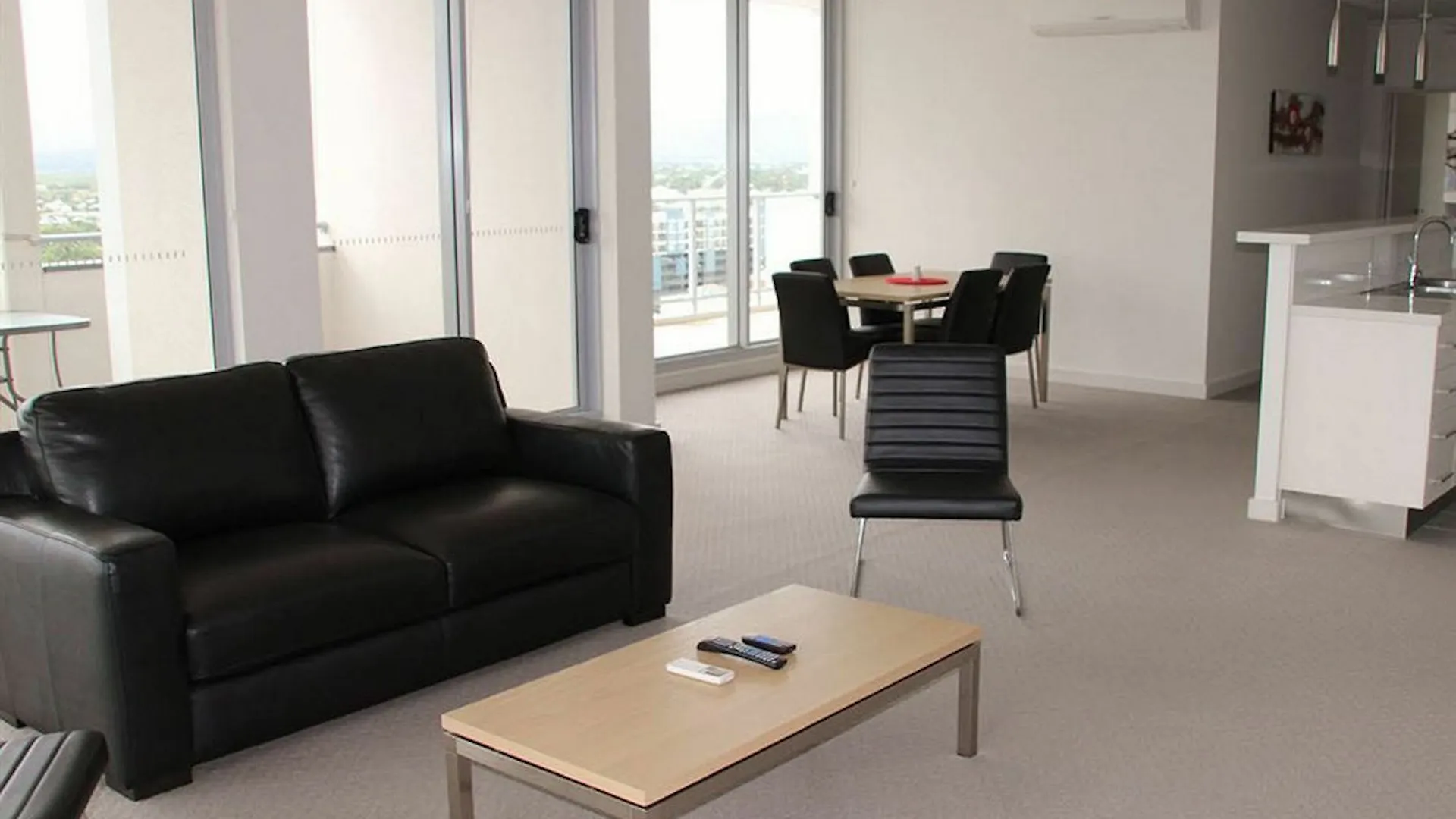 Property Vine - Dalgety Apartments Townsville Australia