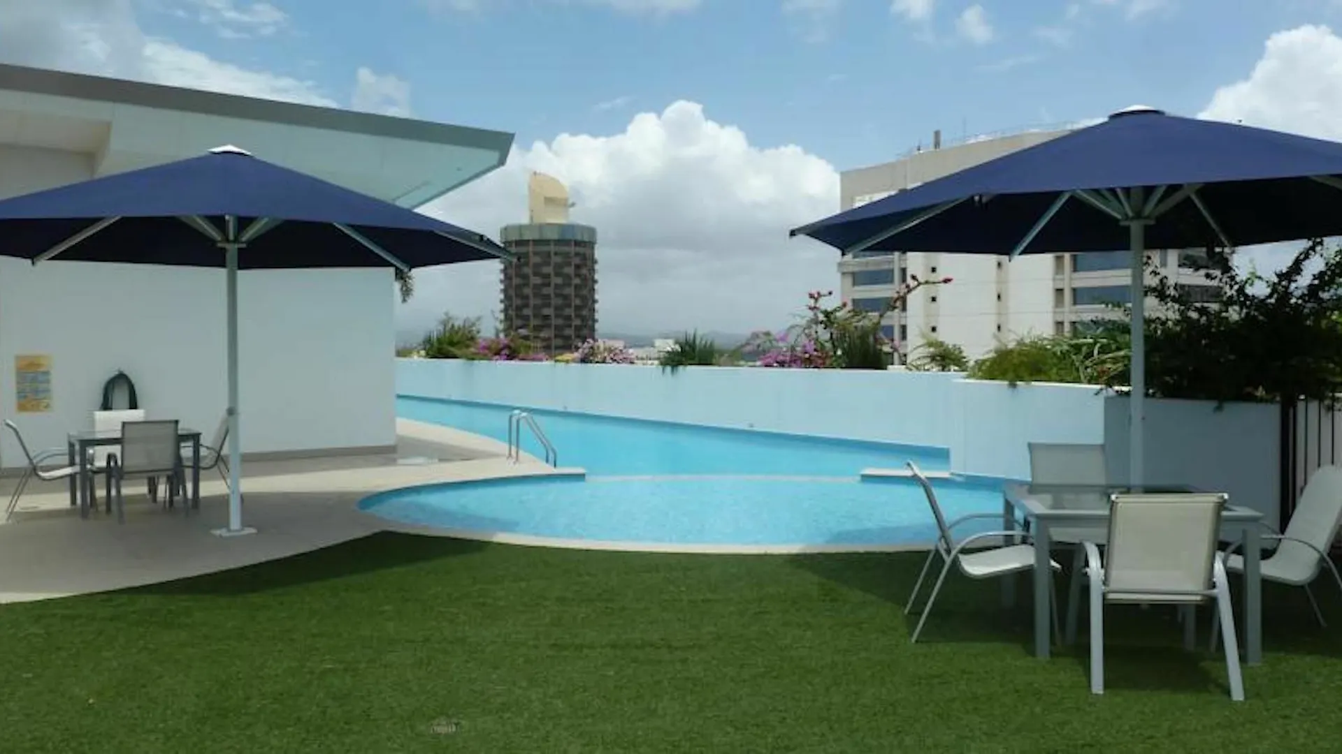 Property Vine - Dalgety Apartments Townsville 4*,  Australia