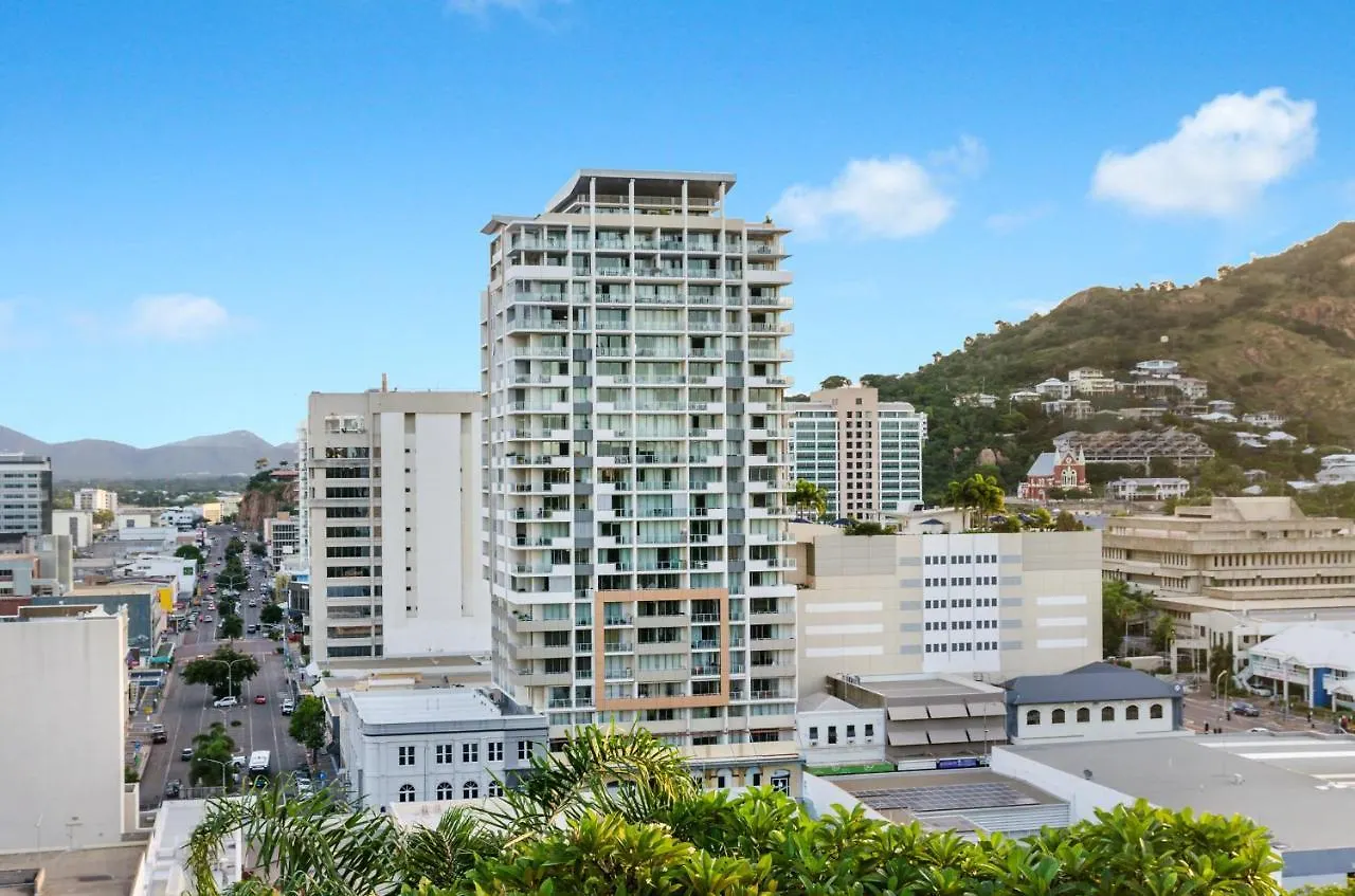 Aparthotel Property Vine - Dalgety Apartments Townsville